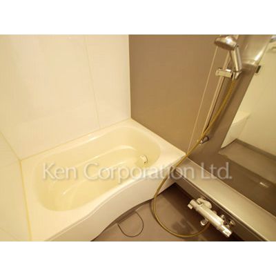 バス・シャワールーム　同タイプ5階のお部屋を撮影。仕様が異なることがあります。