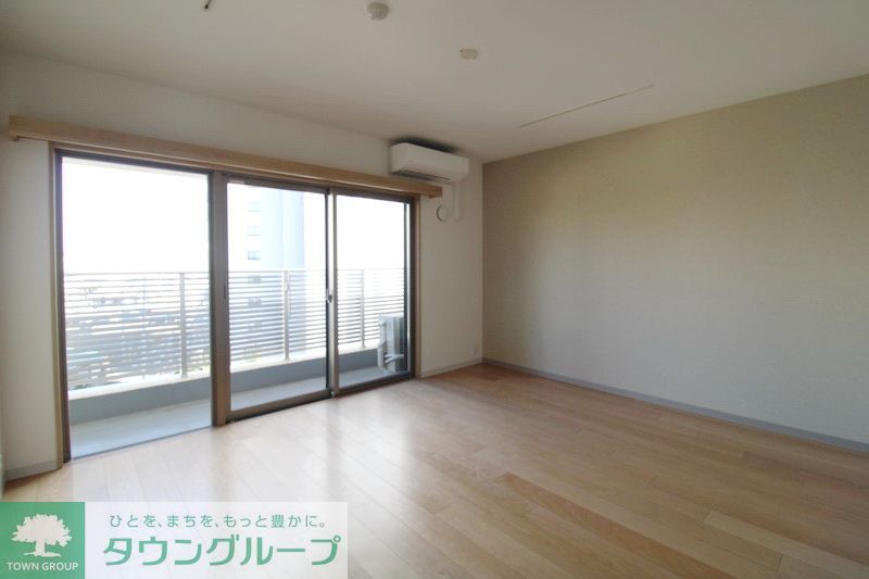 居室・リビング　＊同じ間取りの別のお部屋です。