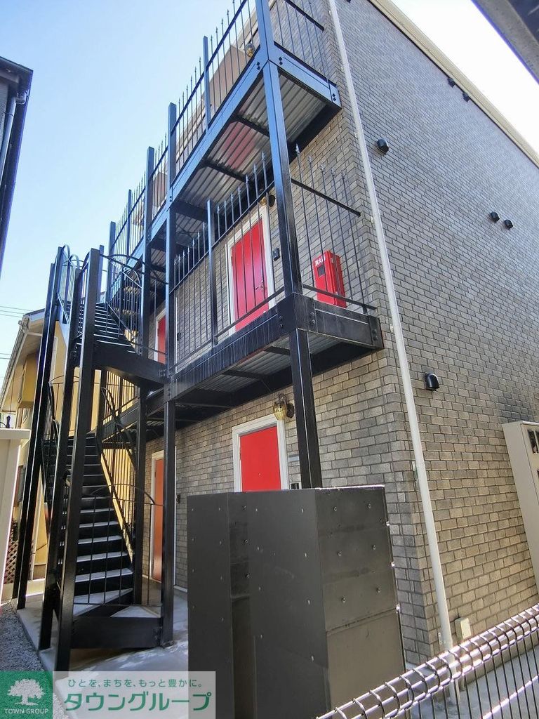 洗面設備　独立洗面台を完備し、朝の身支度が快適です♪