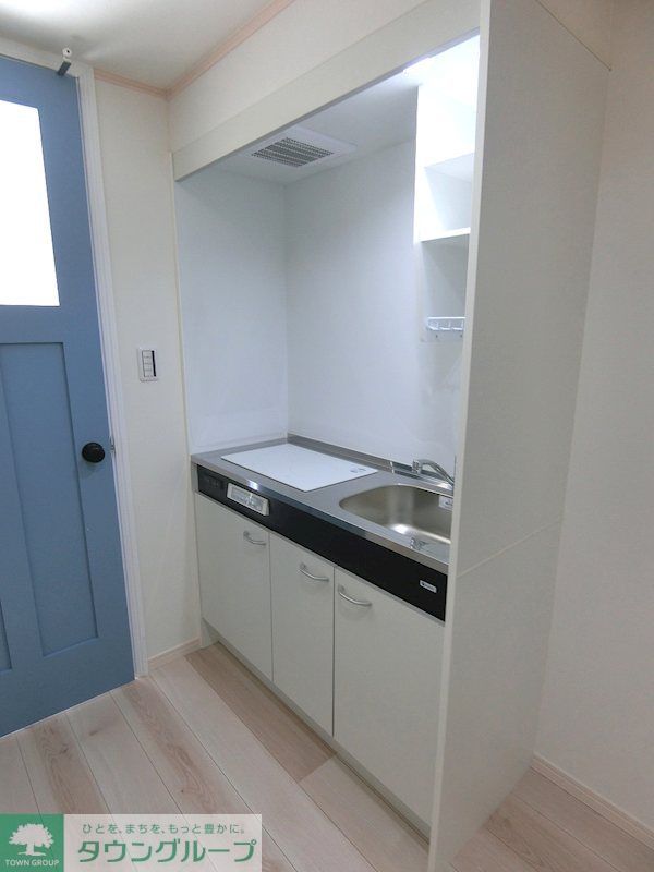 キッチン　2口IHコンロ。料理好きな方にも嬉しいですね！