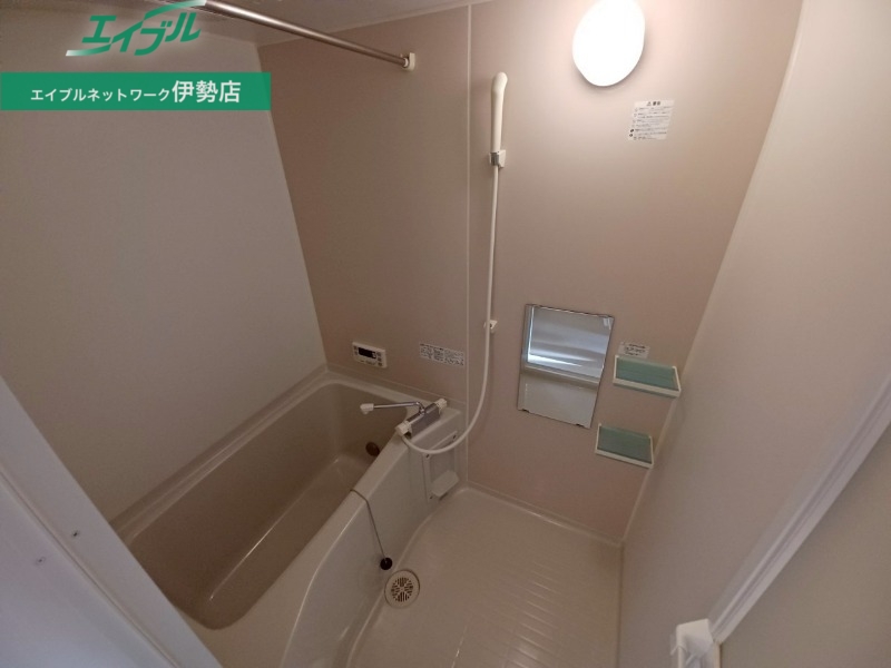 バス・シャワールーム　反転タイプ参考写真