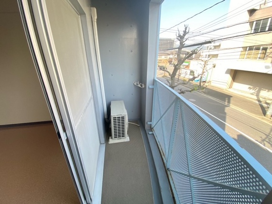 バルコニー　※別号室の写真です。