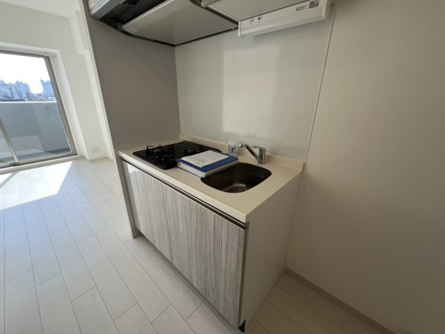 キッチン　同物件別部屋写真