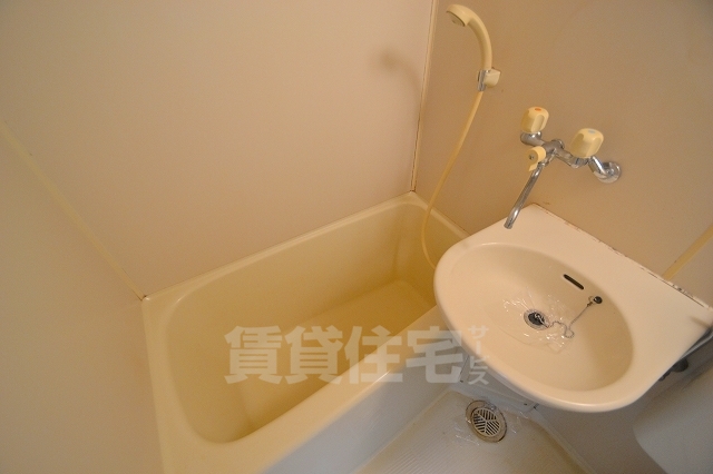 バス・シャワールーム　UB