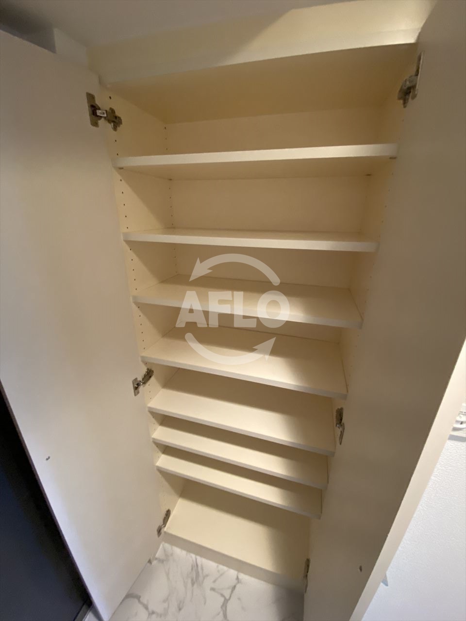 収納　S-RESIDENCE Honmachi Marks　シュー