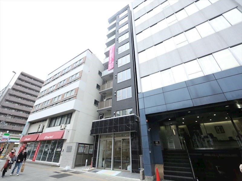 建物外観　外観　宅配ＢＯＸ　オートロック　防犯カメラ