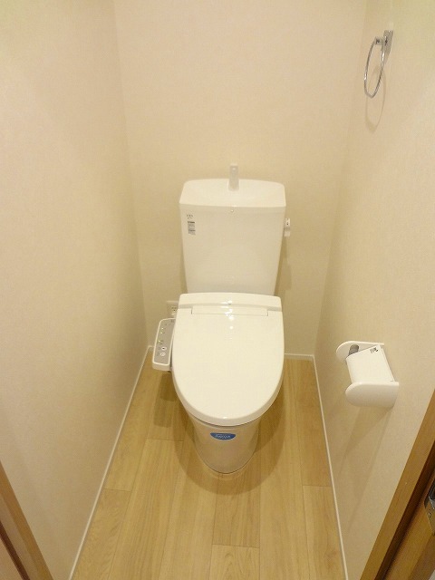 トイレ　※別部屋参考画像