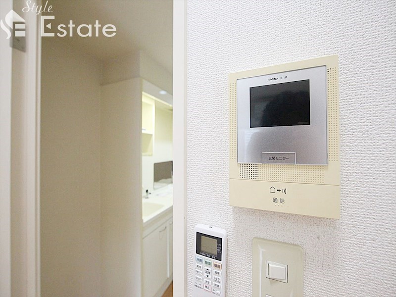 セキュリティ　モニター付きインターホン