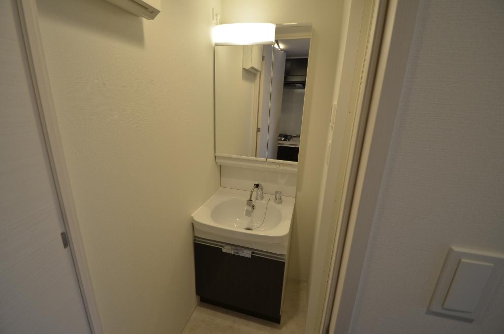 洗面設備　洗髪洗面化粧台