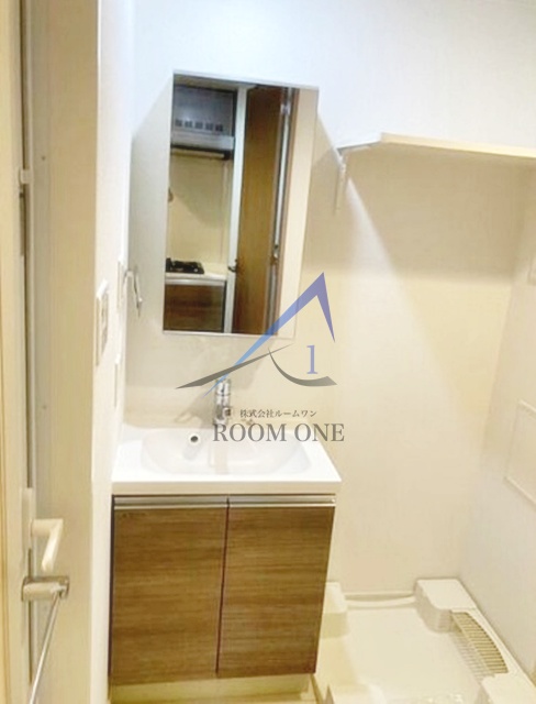 洗面設備　洗面台です。