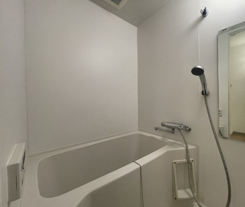 バス・シャワールーム　※他部屋参考写真