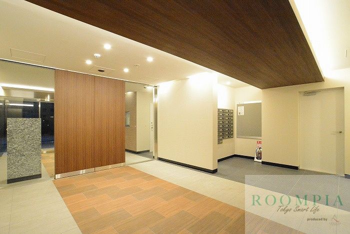 ロビー　エントランス