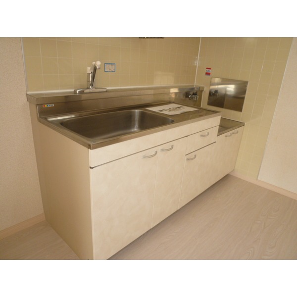 キッチン　キッチン前面張替え済