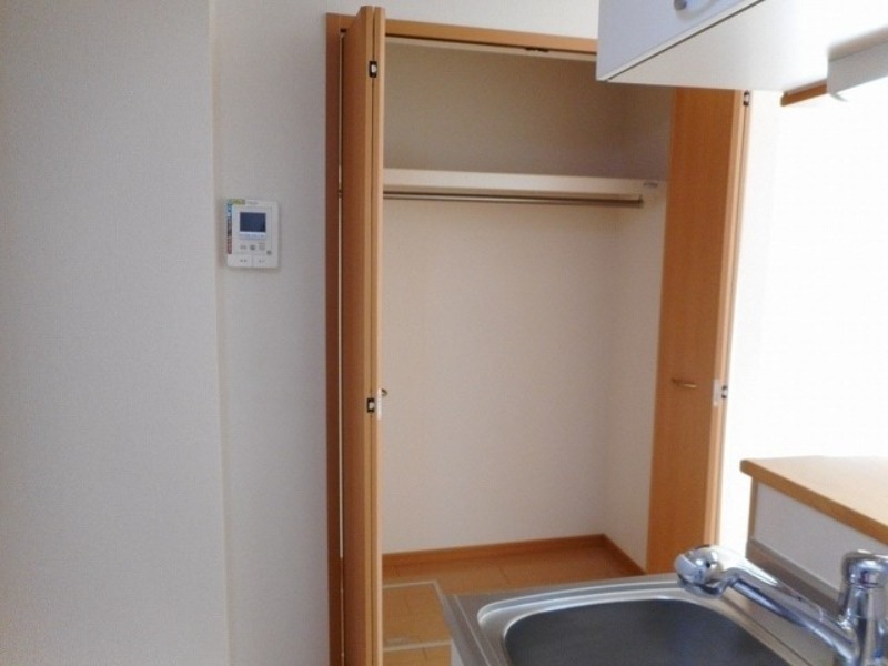 収納　図面と現状が相違がある場合には現状を優先