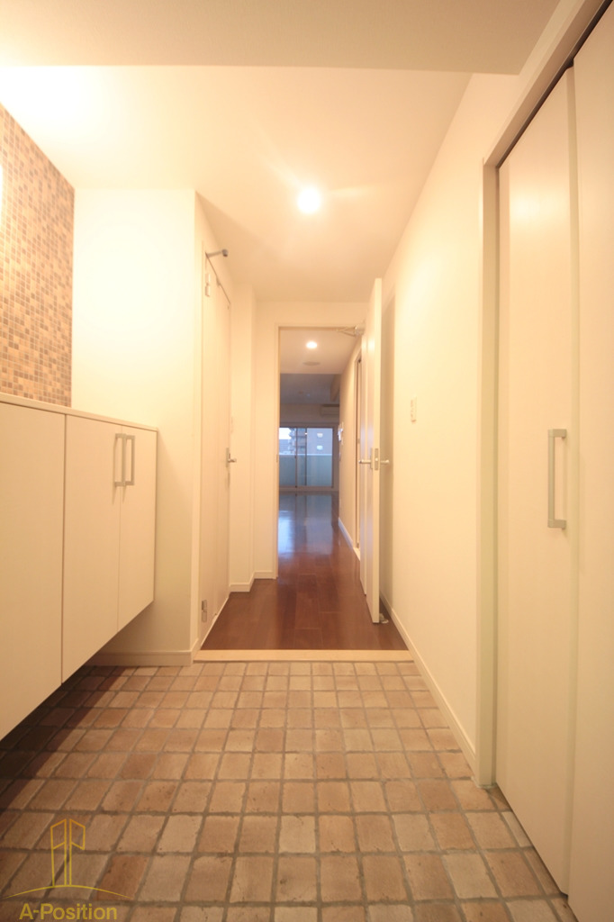 玄関　プリマクラッセ