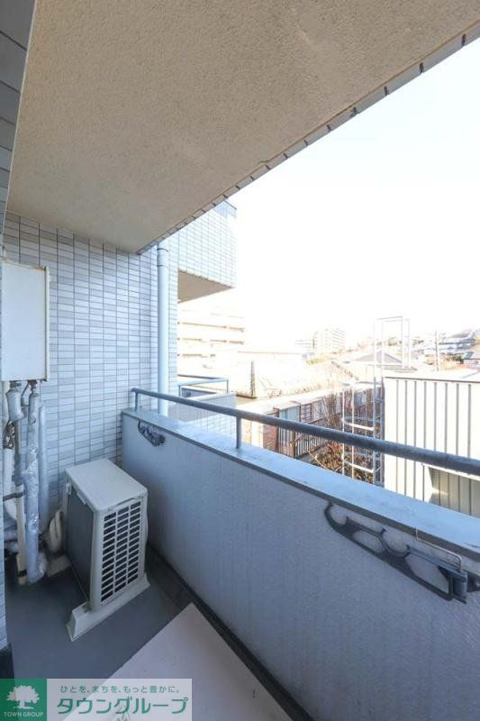 バルコニー　同シリーズ