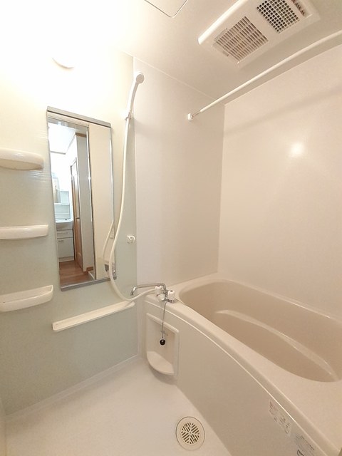 バス・シャワールーム　バス