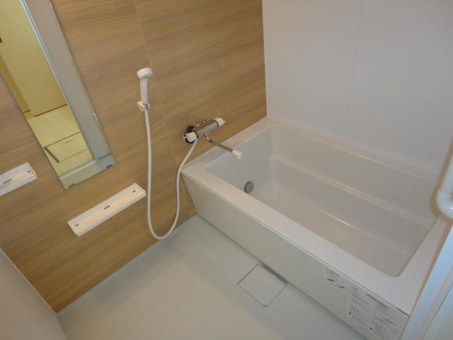 バス・シャワールーム　バス(イメージ)