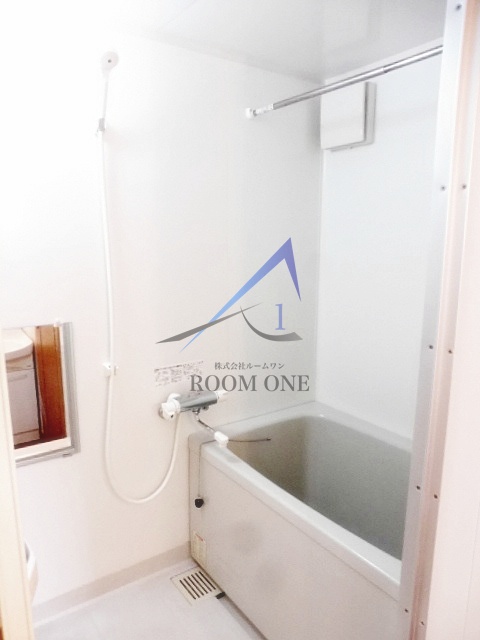 バス・シャワールーム　お風呂です。