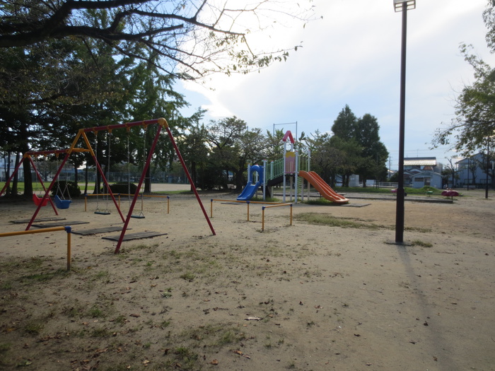 公園　堀田公園（公園）まで410m