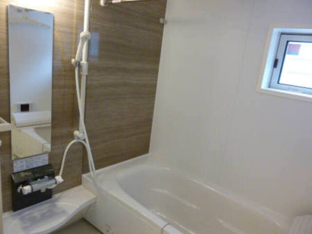 バス・シャワールーム　１坪タイプユニットバス（小窓付）