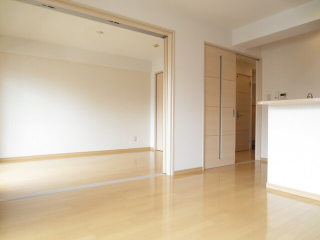 居室・リビング　２０３　ＬＤＫ