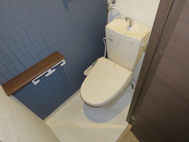 トイレ　※別号室参考画像