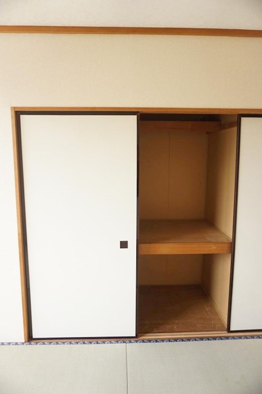 収納　和室の押入収納