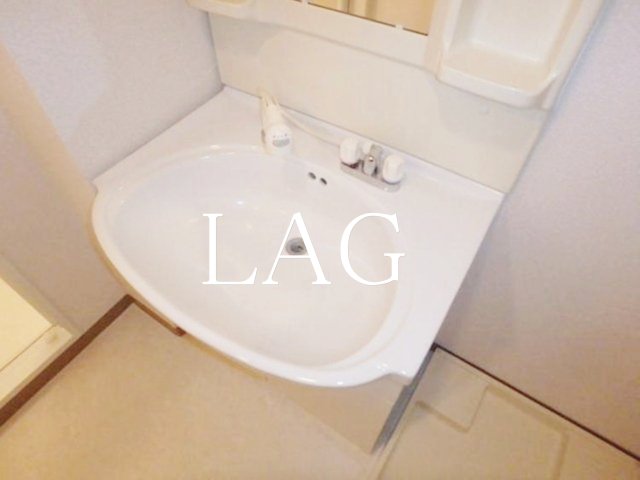 洗面設備　洗面台です。