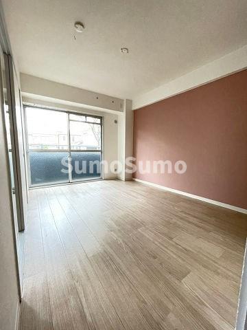 その他部屋・スペース　使い勝手のいい寝室です