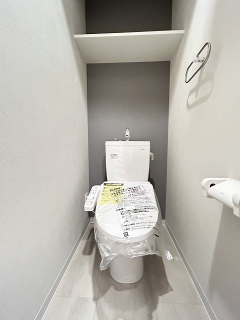 トイレ　ウォシュレット付きのトイレ