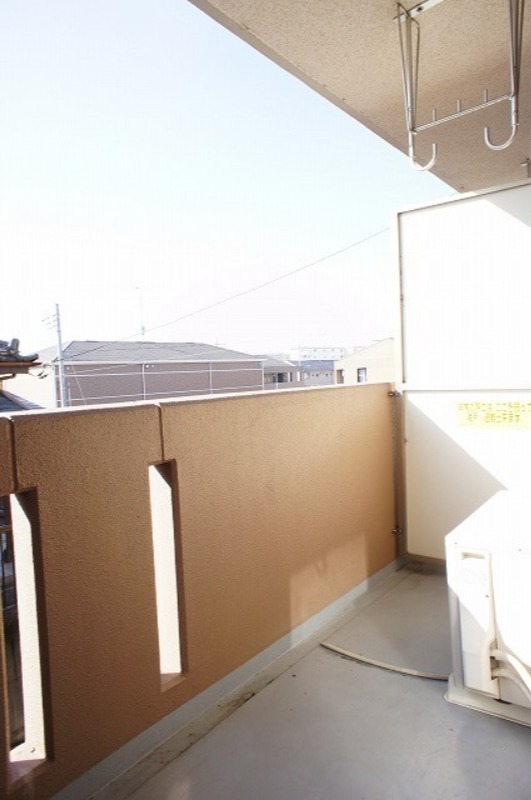 バルコニー　図面と現状に相違がある場合には現状を優先