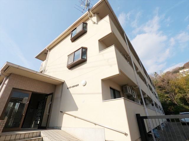 建物外観　閑静な住宅街に位置します