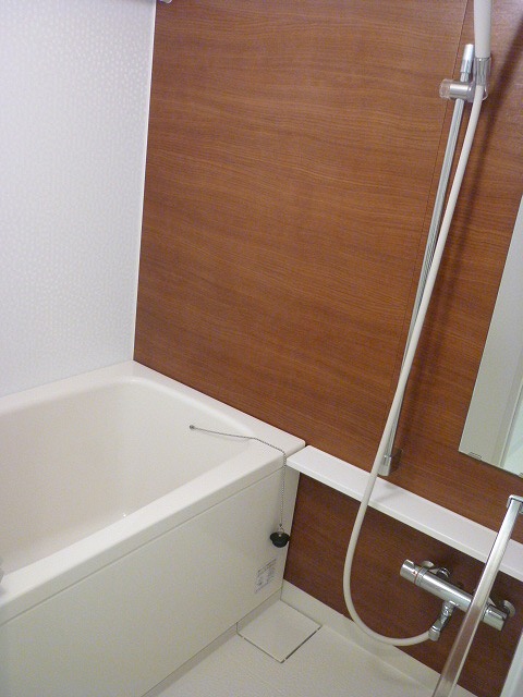 バス・シャワールーム　バス・トイレ別です