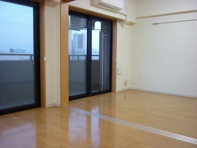 居室・リビング　南東向きのお部屋です。