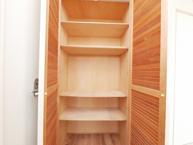 その他設備　玄関収納です♪