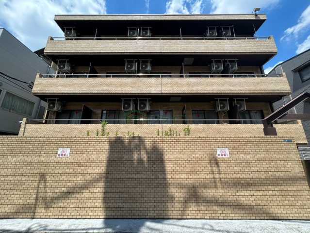 建物外観　フリービング新宿