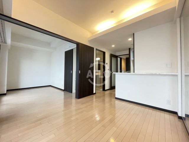 居室・リビング　エステムコート南堀江IIレアリス　リビング