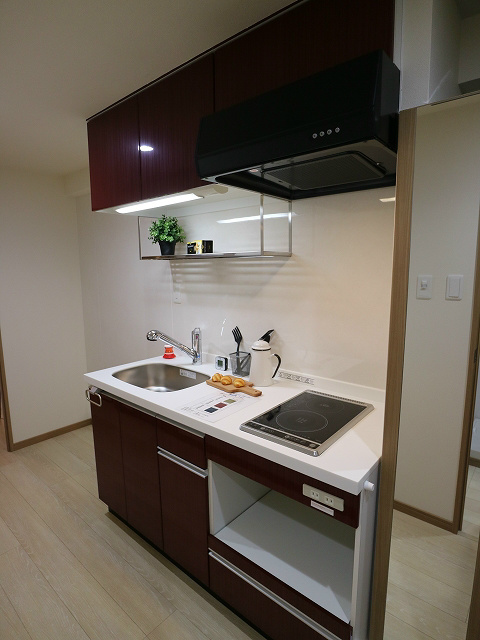 キッチン　※別号室の参考写真になります。