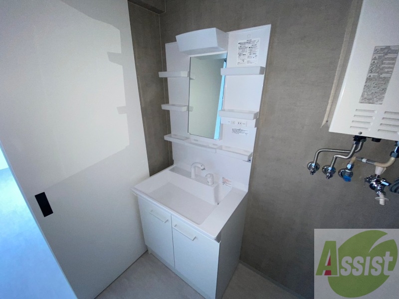 洗面設備　シャンプードレッサーで身支度もラクラクです！