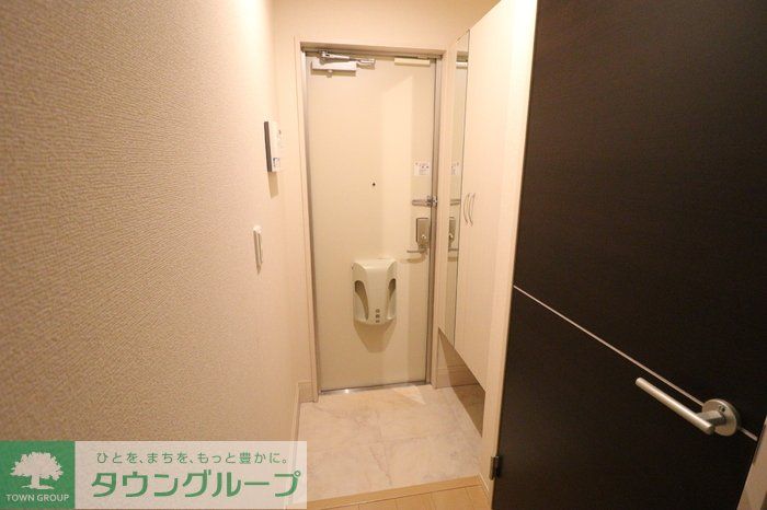 玄関　お問合せはタウンハウジングまで！※現地待合わせ相談可能