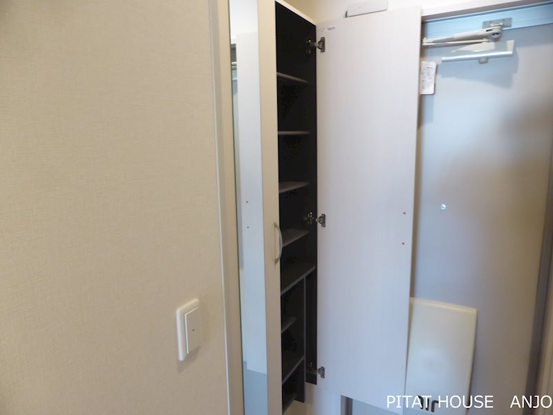 玄関　参考写真