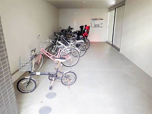 その他共有部分　ミニミニ一社店へ