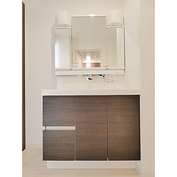 洗面設備　ミニミニ一社店へ