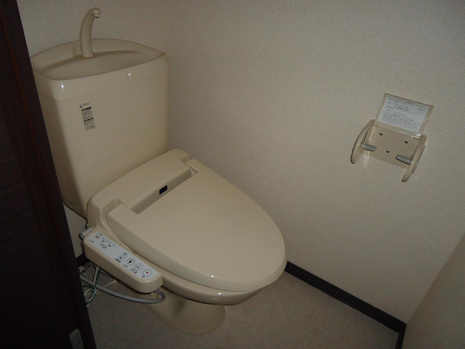 トイレ　☆シャワートイレ☆※同タイプ