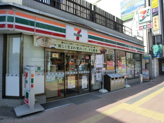 コンビニ　セブンイレブン札幌琴似本通店（コンビニ）まで728m