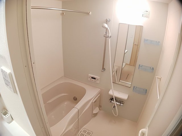 バス・シャワールーム　日々の疲れを癒すお風呂付です