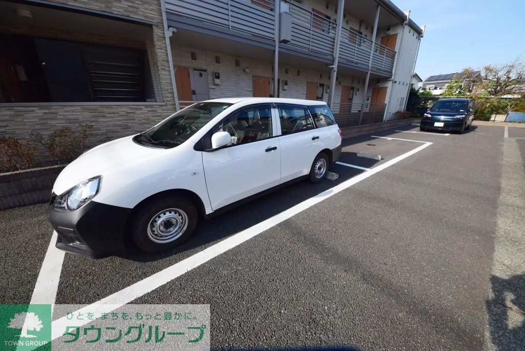駐車場　駐車場