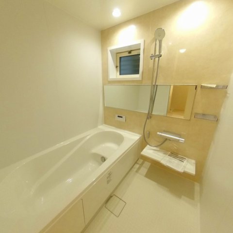 バス・シャワールーム　ゆったり過ごせるお風呂です