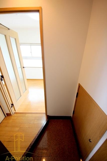 玄関　ディナスティ福島